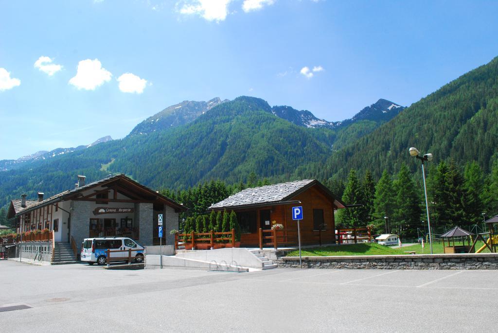Margherita Camping & Resort Gressoney-Saint-Jean Exterior photo