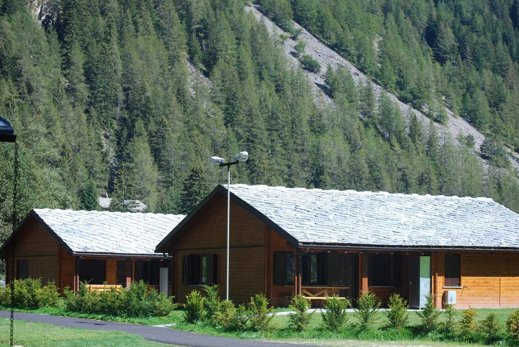Margherita Camping & Resort Gressoney-Saint-Jean Exterior photo