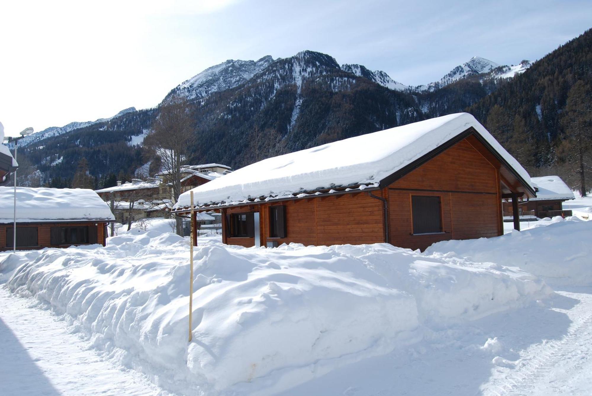 Margherita Camping & Resort Gressoney-Saint-Jean Exterior photo